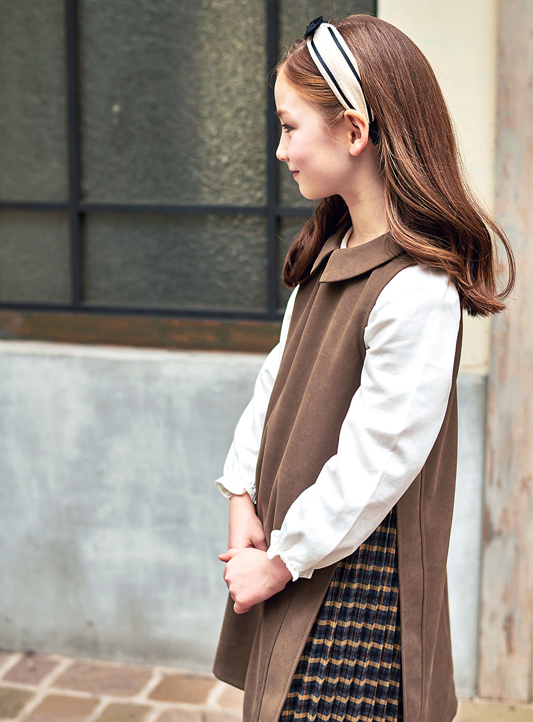 K9087 - アコーディオンプリーツ切り替えカーキワンピース