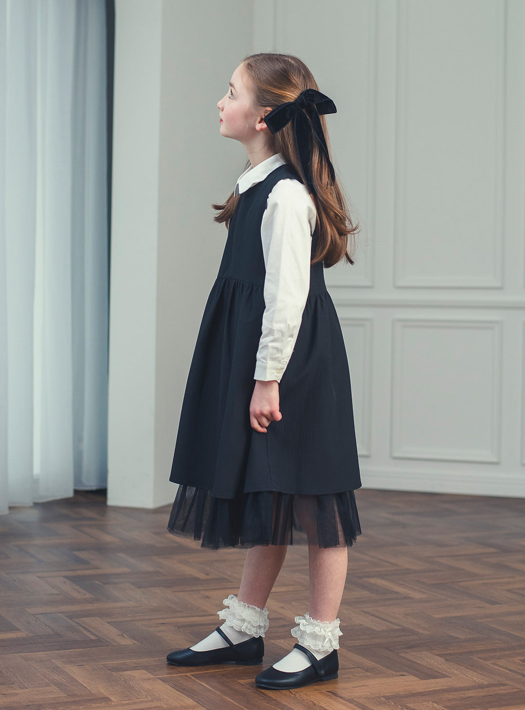 K118 - Shadow ruffle black dress