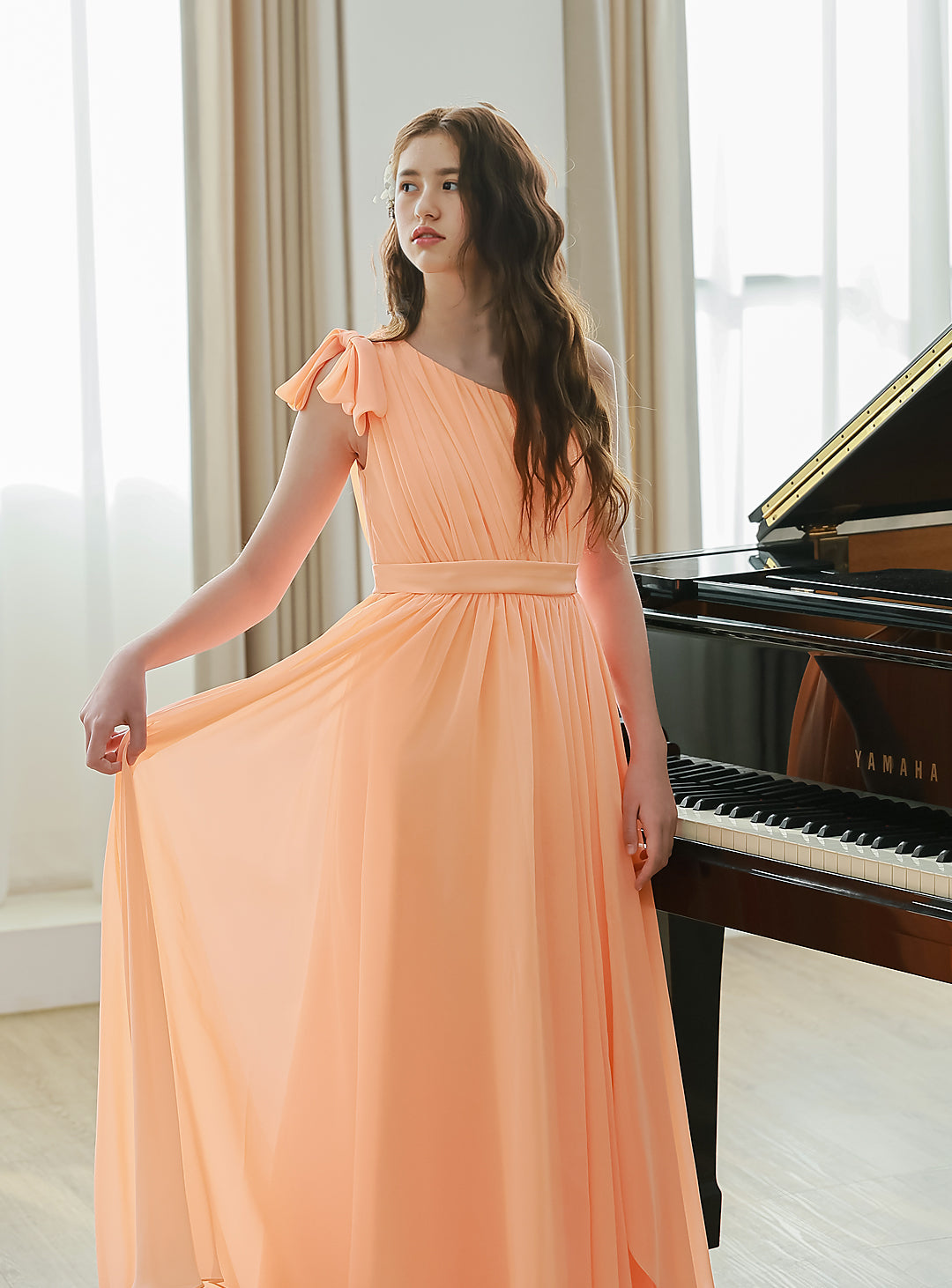 パステルオレンジシフォンワンショルダードレス
