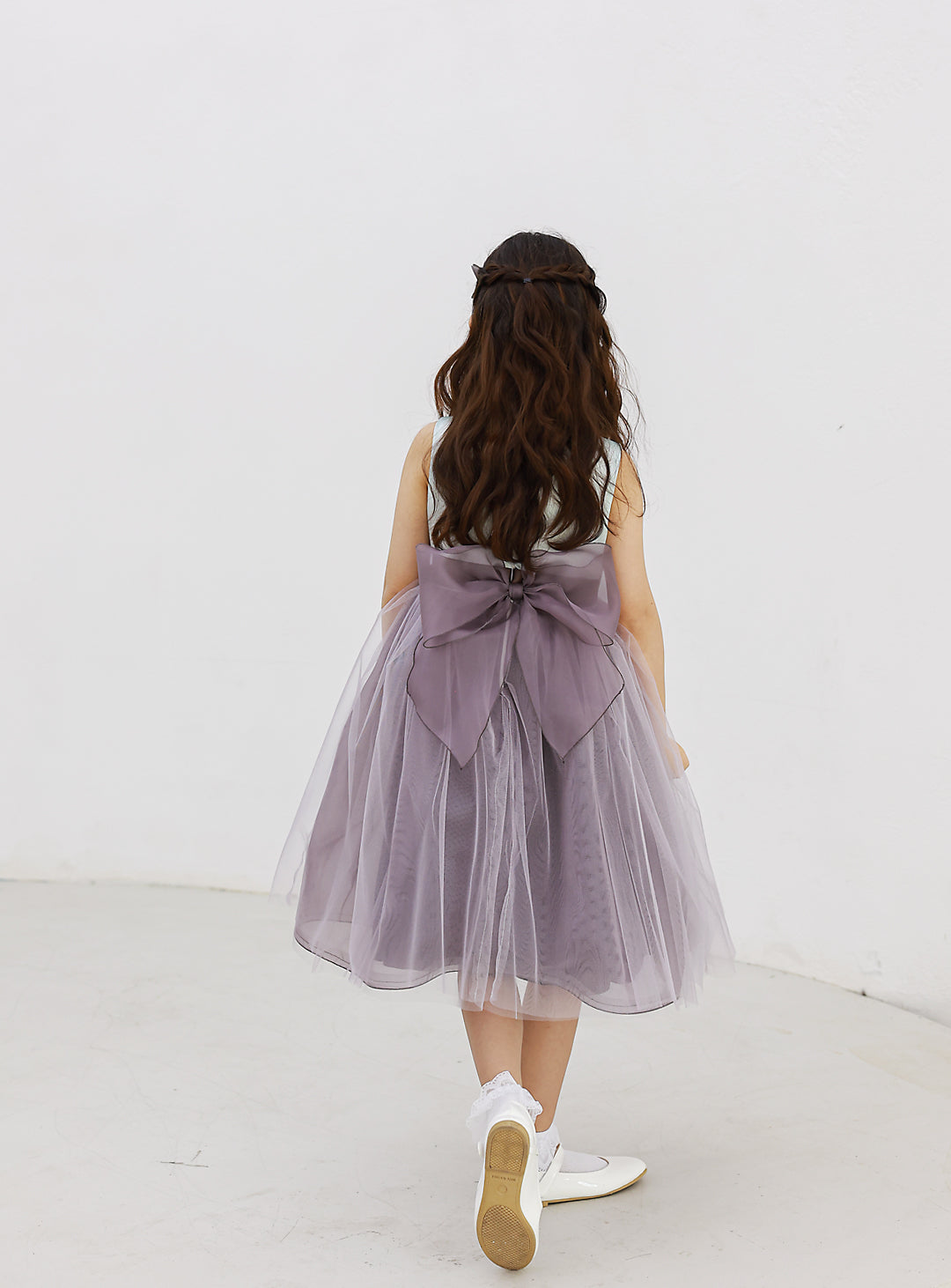 子供ドレス発表会・結婚式・おしゃれなDRESCCOのミント×チャコールグレーフラワーコサージュドレスの画像1の画像6