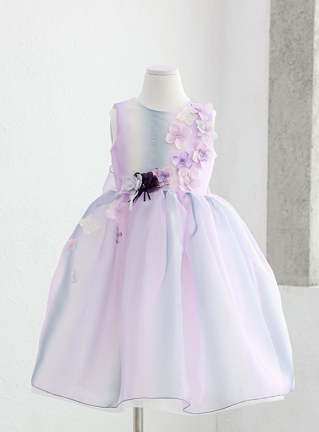 子供ドレス発表会・結婚式・おしゃれなDRESCCOのグラデーションパープルオーガンジードレスの画像16
