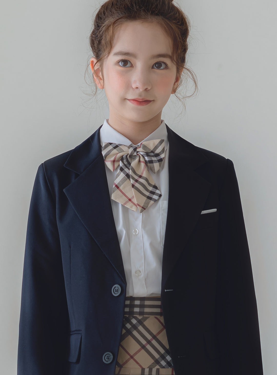 シャーロットネイビーシングルジャケットベージュチェックスカート3ピースセット(ジャケット、スカート、リボンタイ)