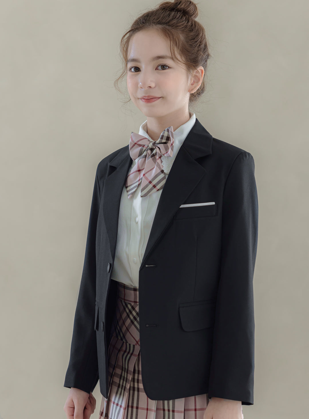 オリヴィアブラックシングルジャケットピンクチェックスカート3ピースセット(ジャケット、スカート、リボンタイ)
