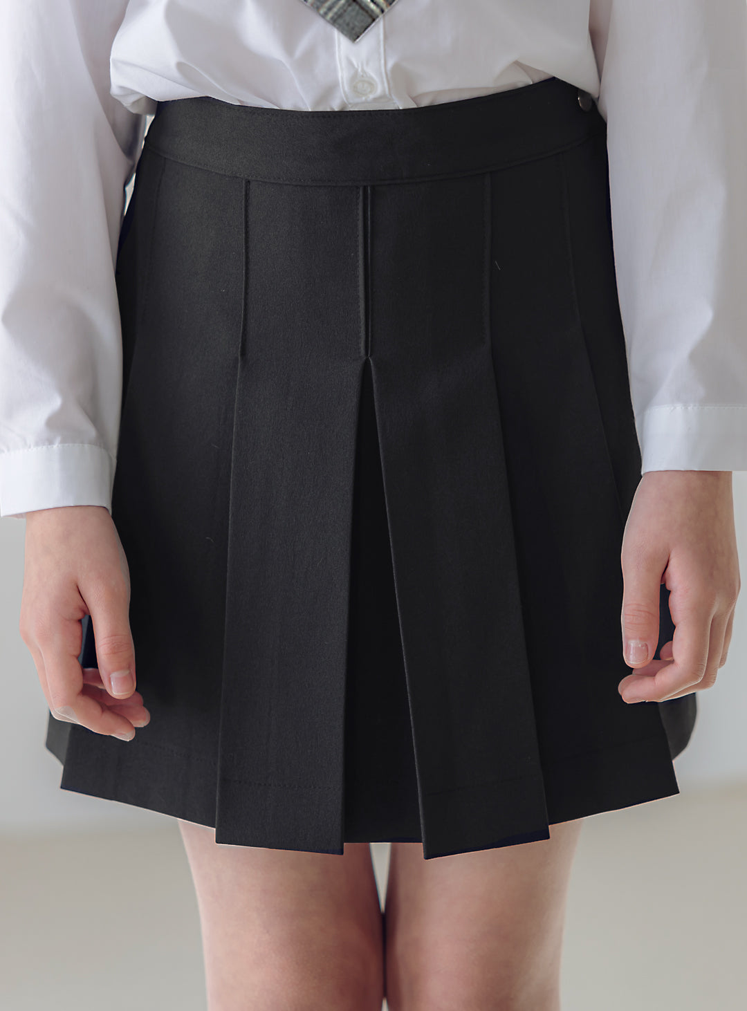 オリヴィアブラックシングルジャケット2ピースセット(ジャケット、スカート)