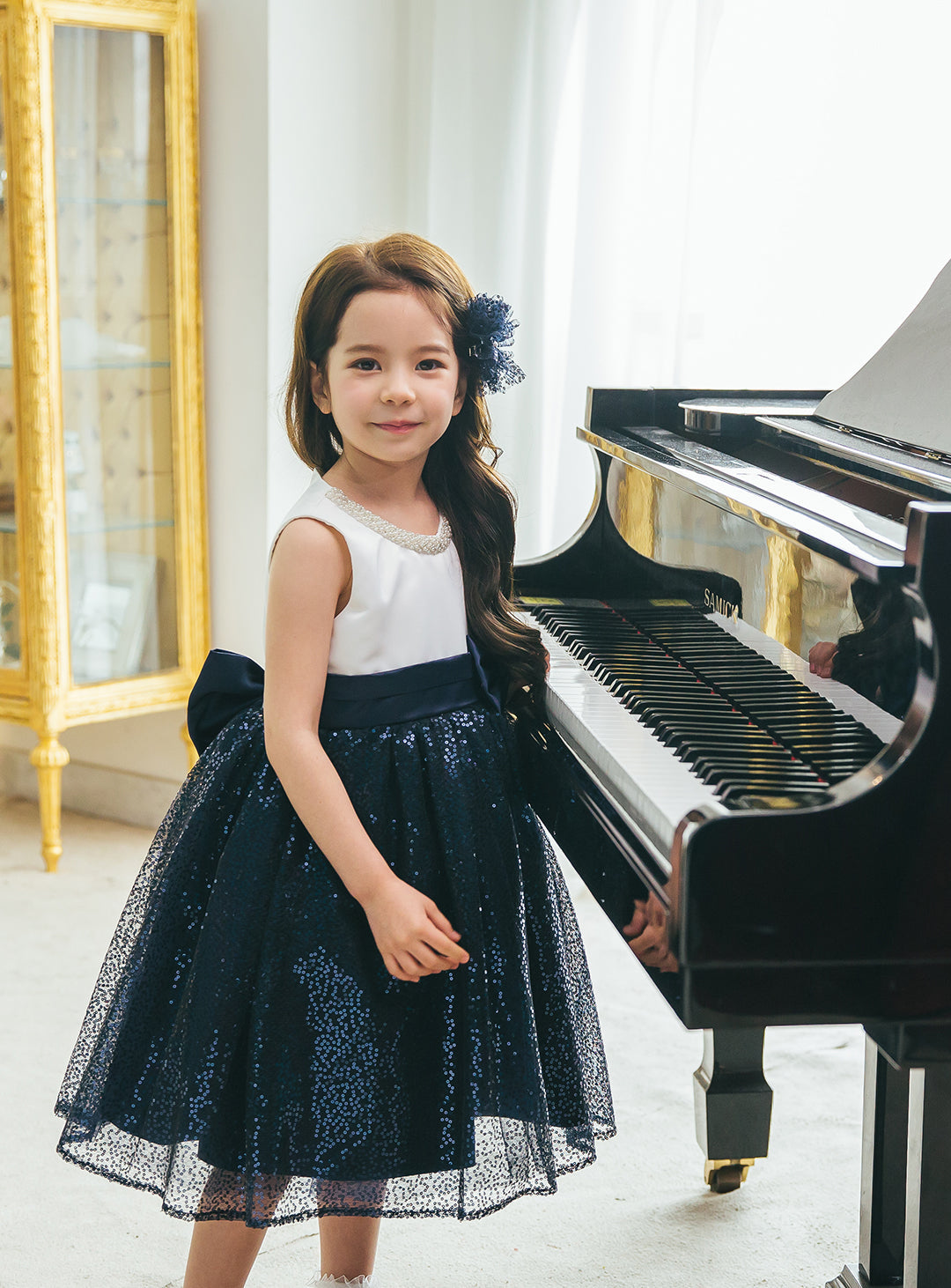 子供ドレス発表会・結婚式・おしゃれなDRESCCOのD-SU-45-1-ホワイトネイビースパンコールドレスの画像2