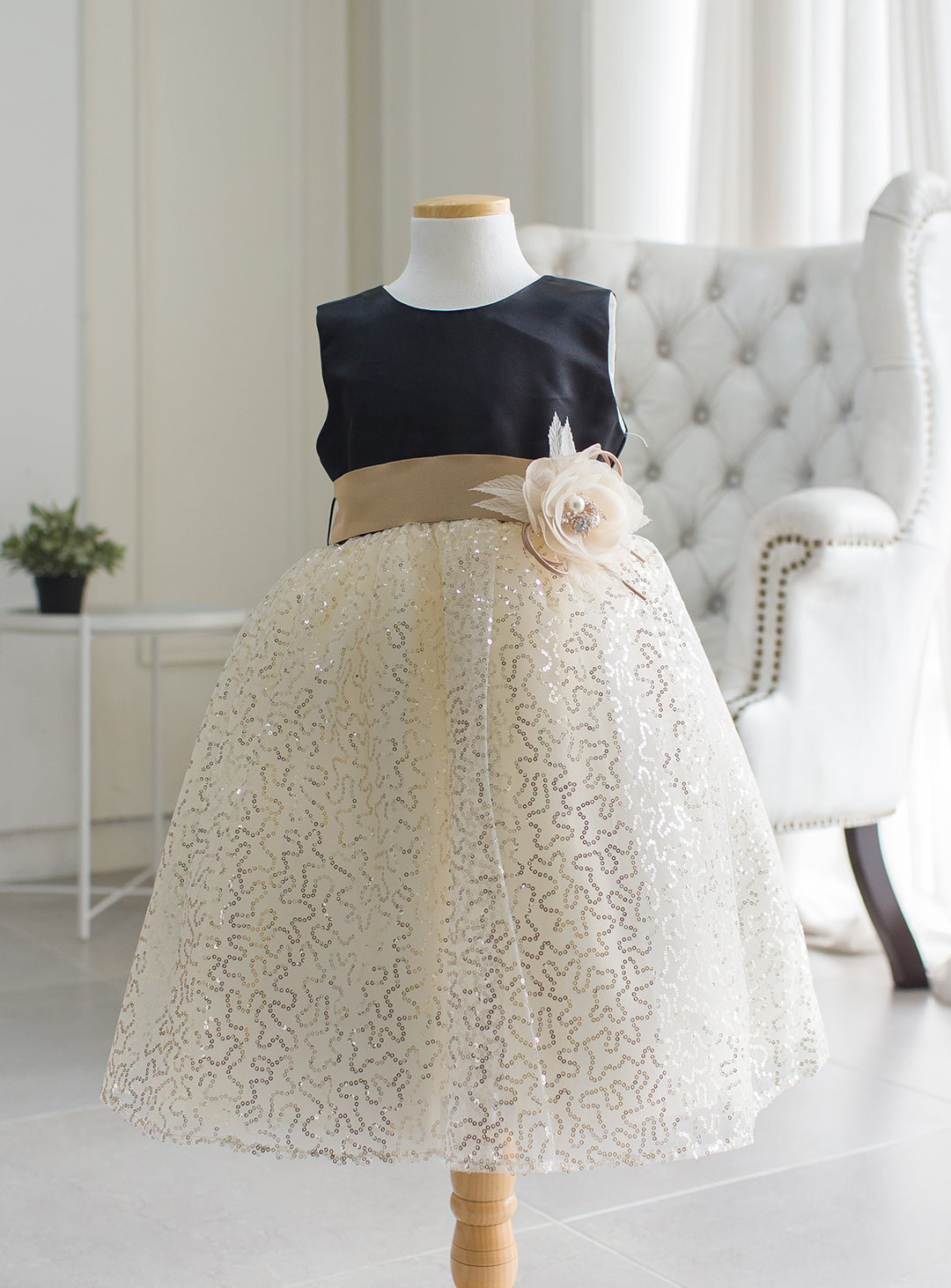 子供ドレス発表会・結婚式・おしゃれなDRESCCOのフリルミントドレスの画像10