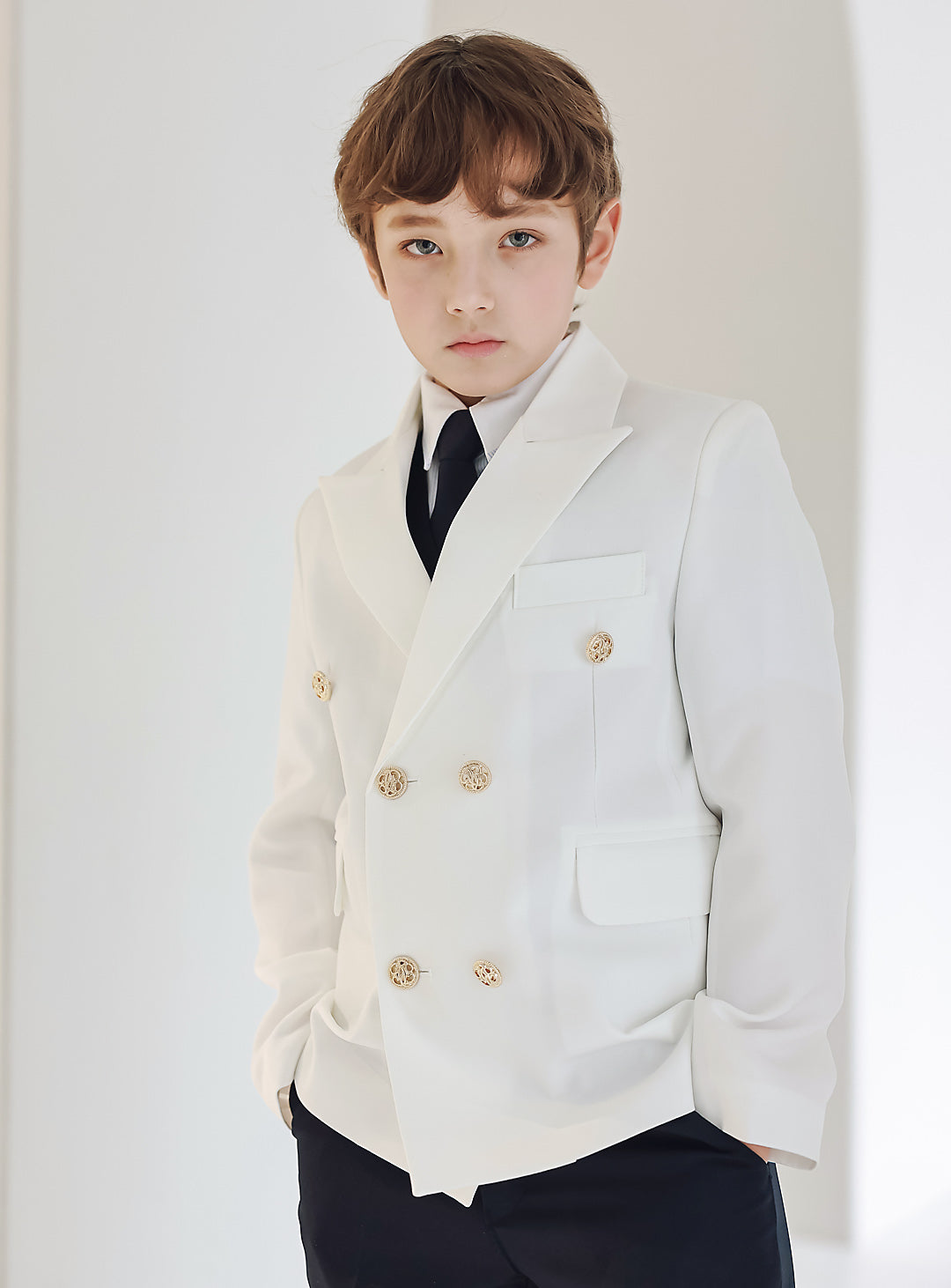Noah白色雙排扣長褲三件套裝(外套、馬甲、長褲)