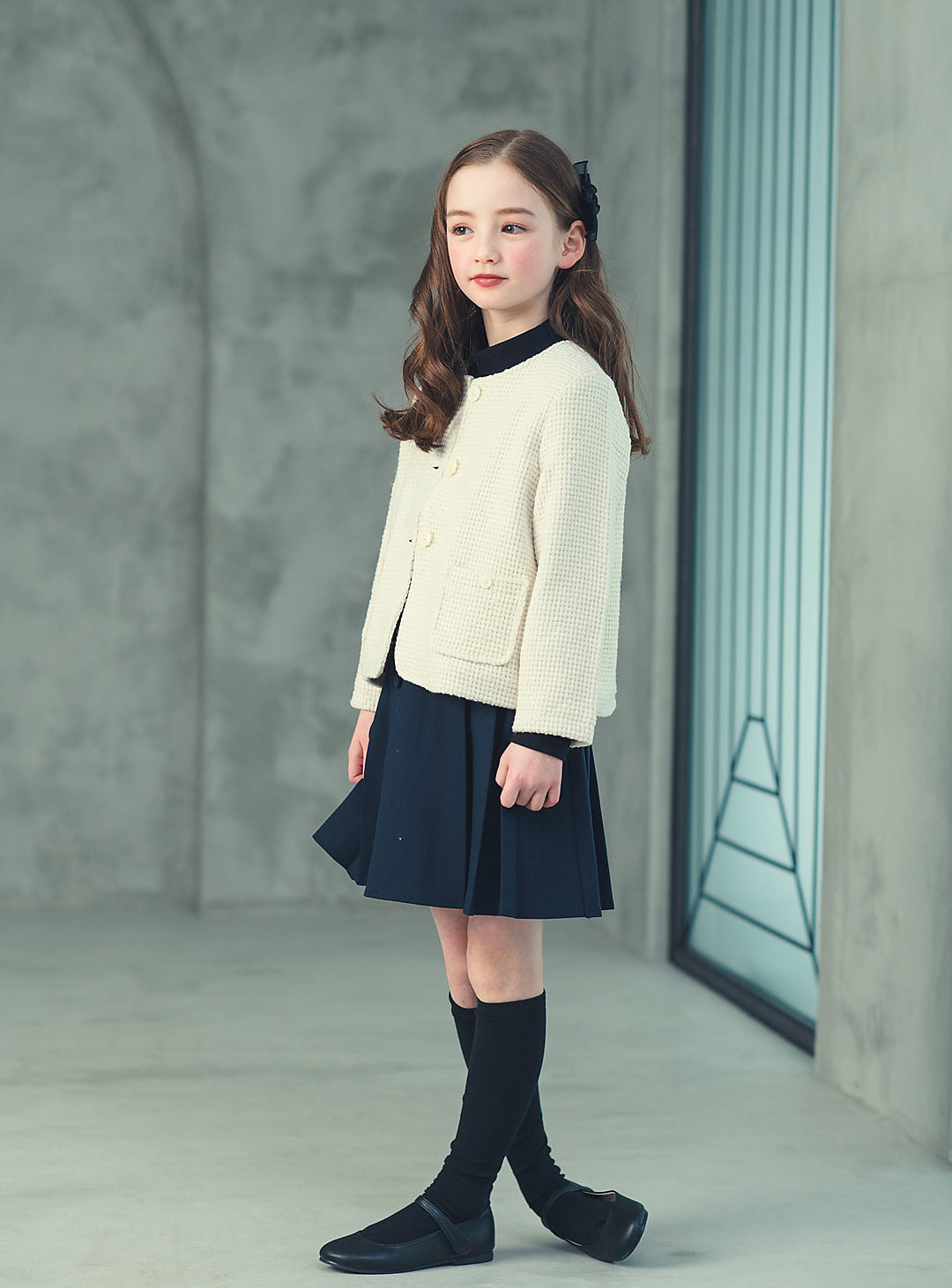 子どもおしゃれ着・スマートカジュアル COCO MODERNのK419 - ジュニア向けラウンドネックアイボリーウールジャケットの画像4