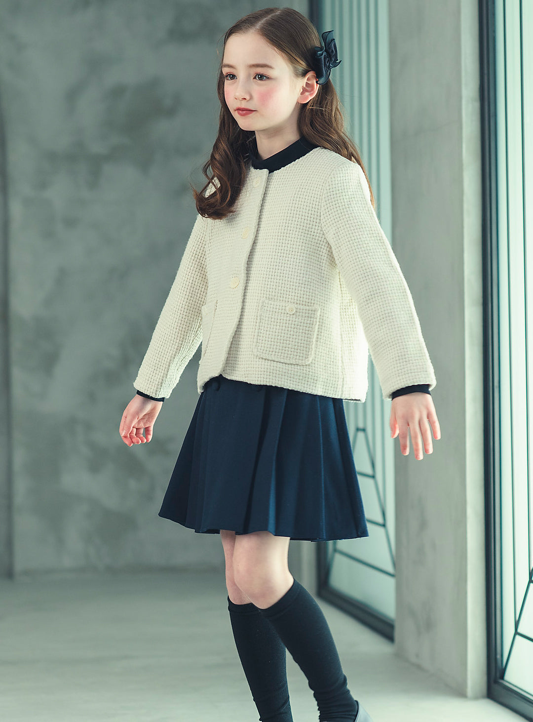 子どもおしゃれ着・スマートカジュアル COCO MODERNのK419 - ジュニア向けラウンドネックアイボリーウールジャケットの画像13