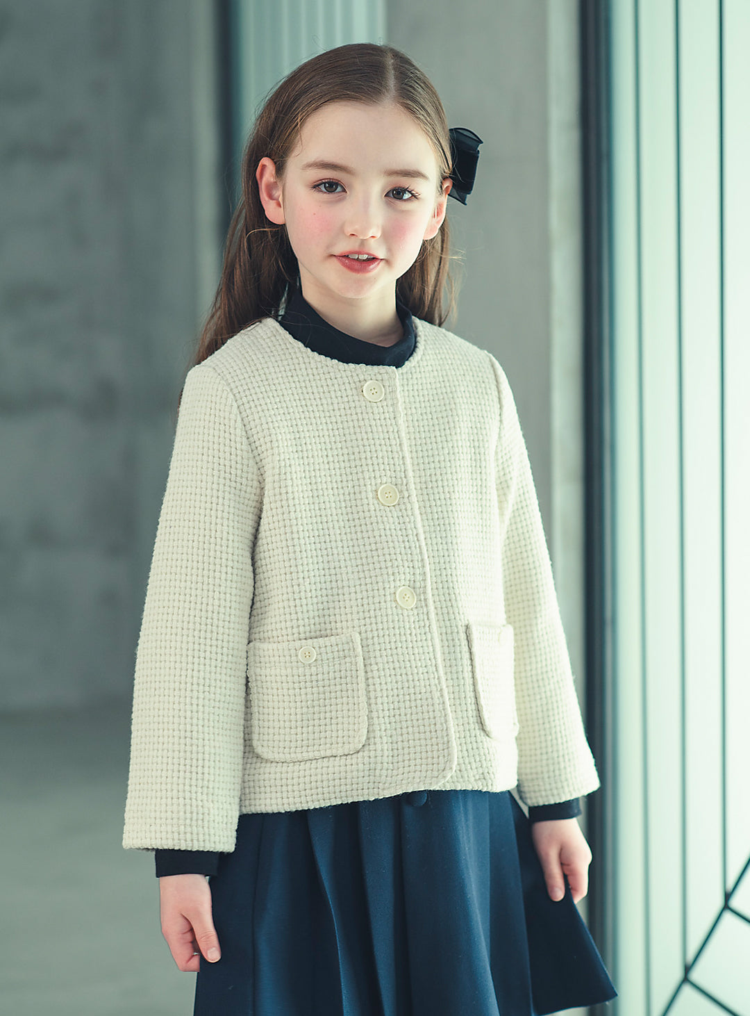 子どもおしゃれ着・スマートカジュアル COCO MODERNのK419 - ジュニア向けラウンドネックアイボリーウールジャケットの画像15
