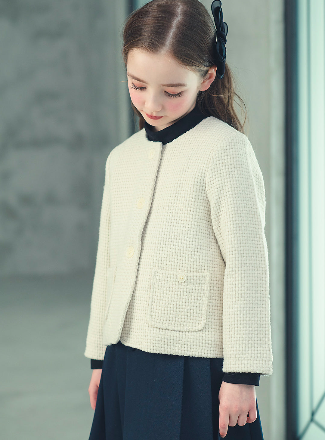 子どもおしゃれ着・スマートカジュアル COCO MODERNのK419 - ジュニア向けラウンドネックアイボリーウールジャケットの画像16
