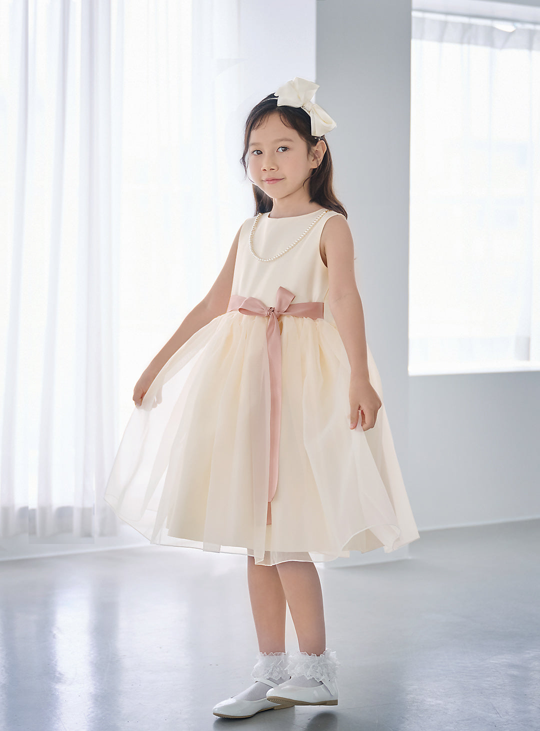 子供ドレス発表会・結婚式・おしゃれなDRESCCOのエレボスアイボリードレス(ピンク)の画像1