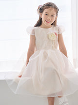 子供ドレス発表会・結婚式・おしゃれなDRESCCOのヒュペリオンフラワーコサージュ刺繍アイボリードレスの画像14