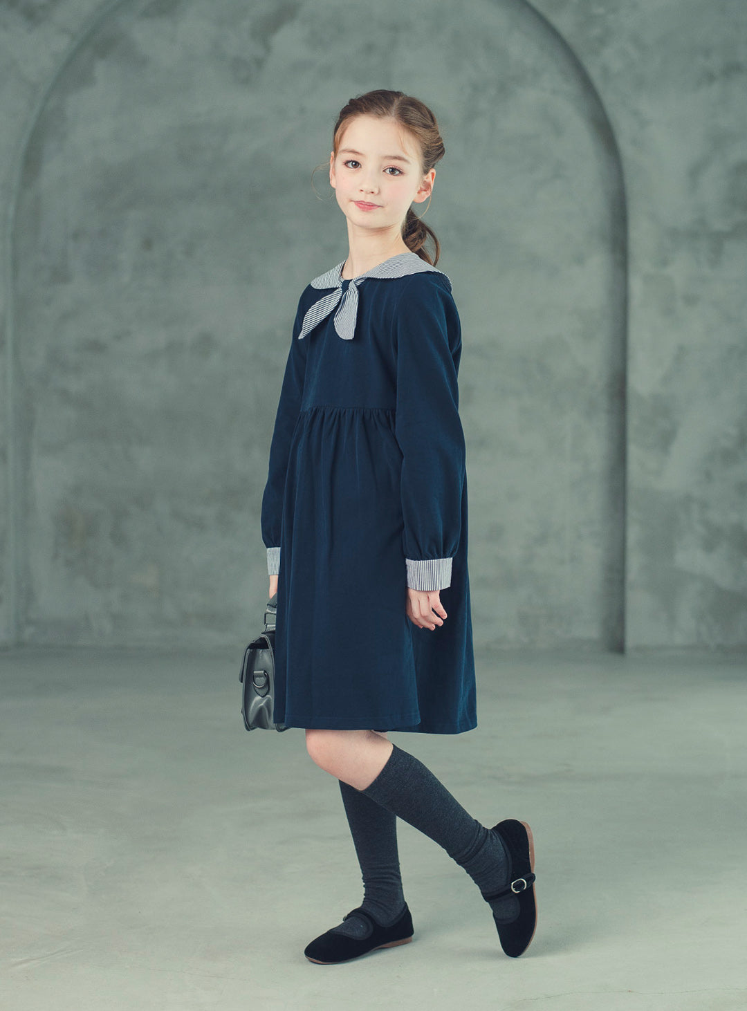 K240820001 - Navy cotton dress with striped collar