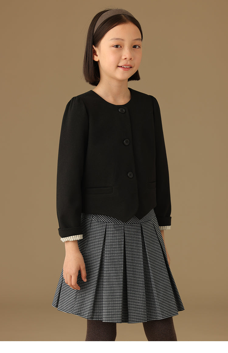 K9011 - Navy and gray plaid pleated skirt