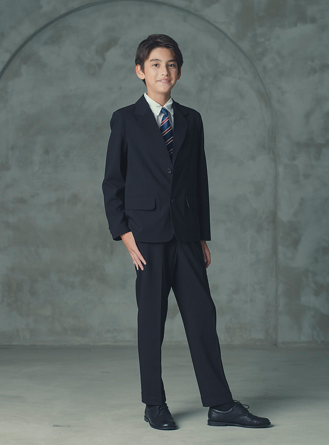 ルカブラックウール混シングルブレストスーツセット(ジャケット、長ズボン)