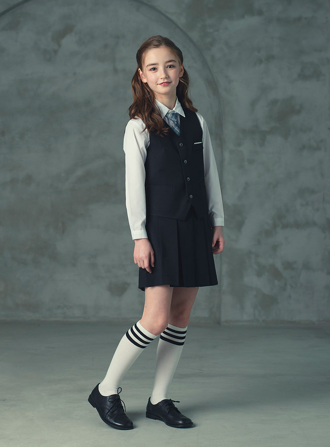 ブラックベストスカート2ピースセット(ベスト、スカート)