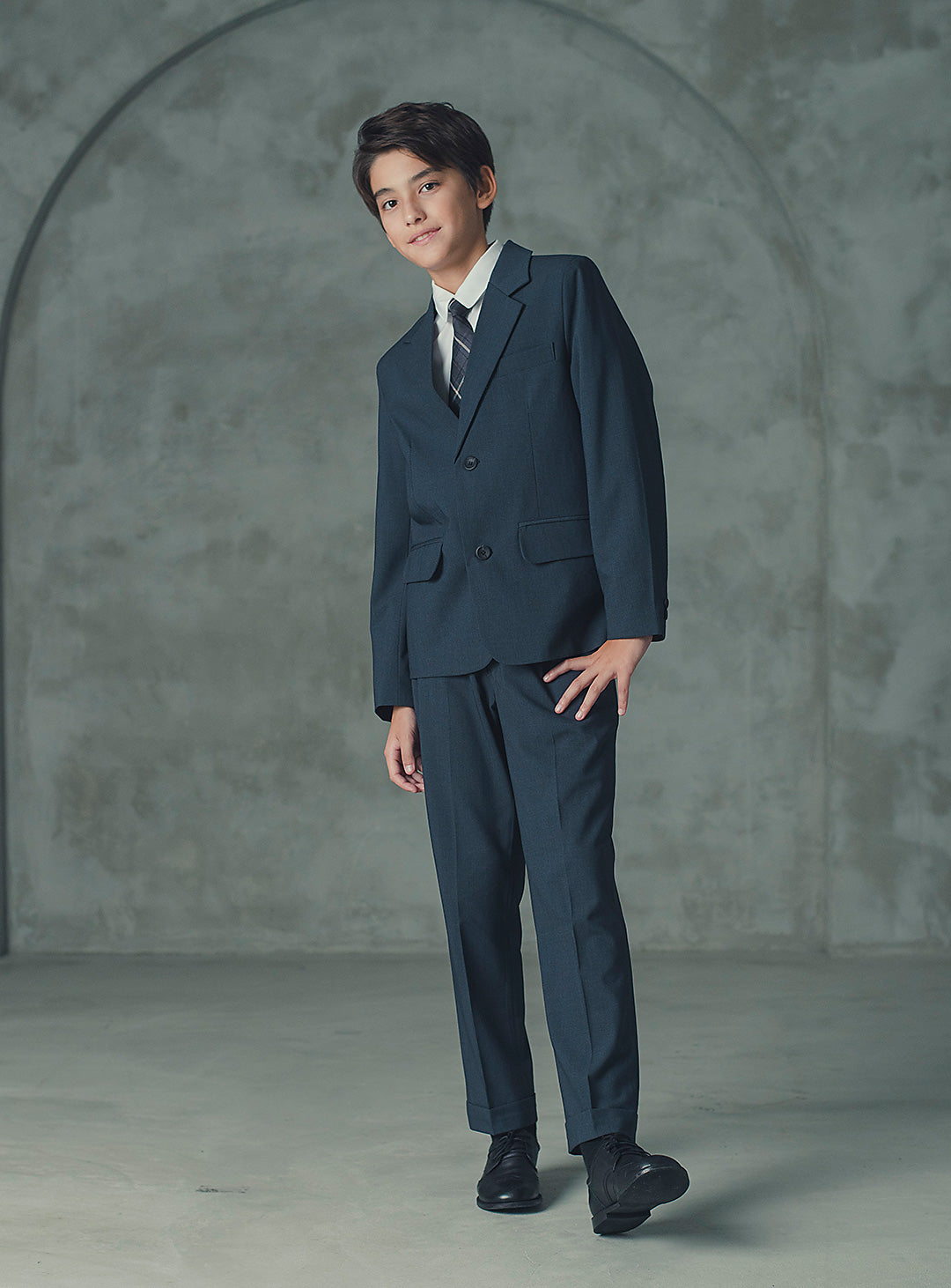 アレックスチャコールウール混シングルブレストスーツセット(ジャケット、長ズボン)