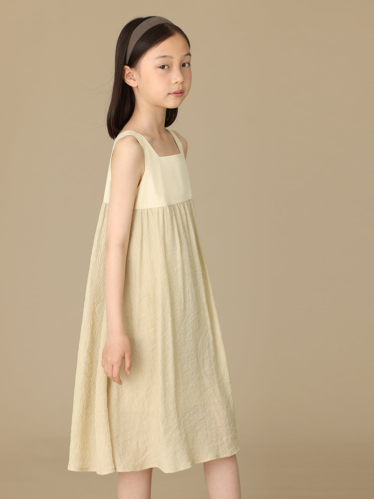 K6028 - Square neck simple wrinkled dress