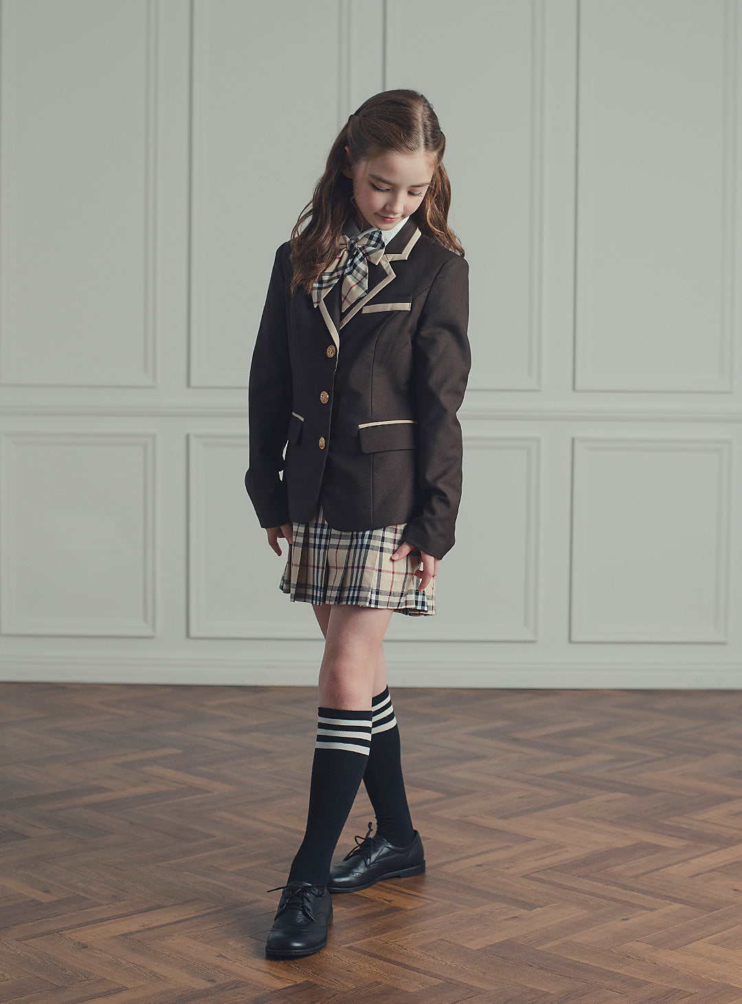 セリーナブラウンパイピングジャケットチェックプリーツスカート2ピースセット(ジャケット、スカート)