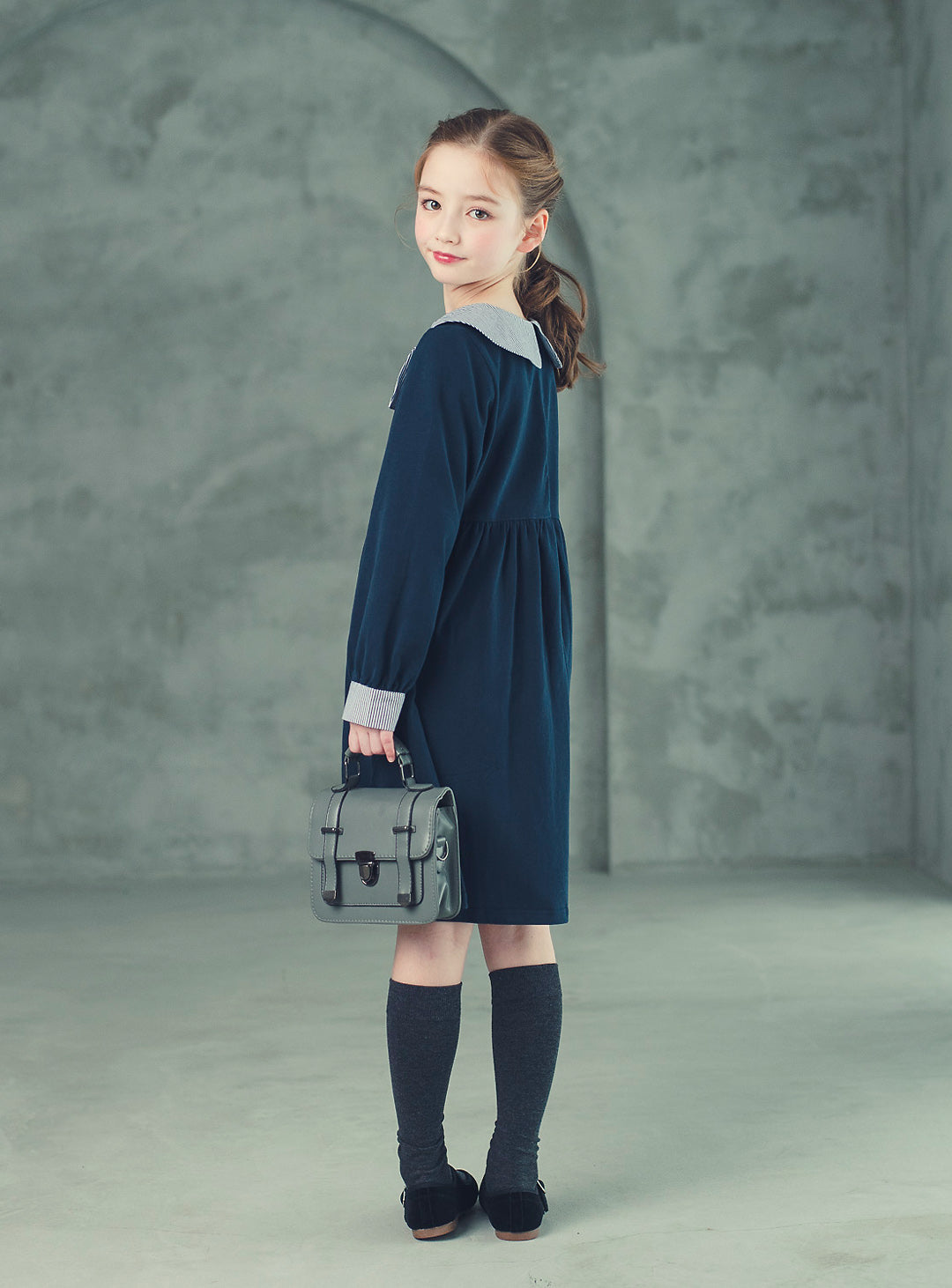 K240820001 - Navy cotton dress with striped collar