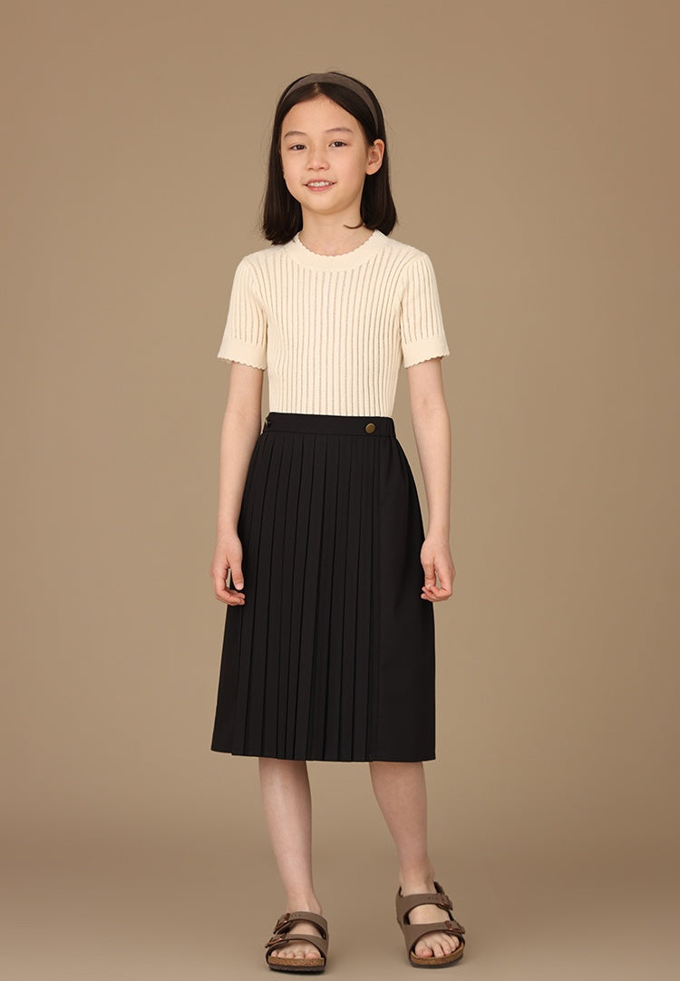 K3070 - Viscose black pleated skirt