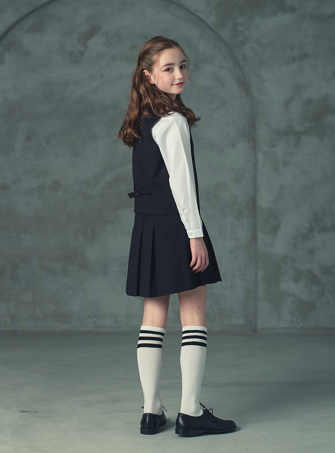 ブラックベストスカート2ピースセット(ベスト、スカート)