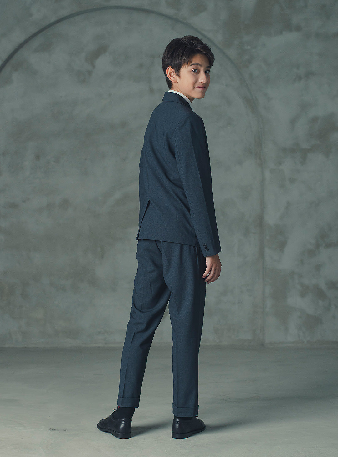 アレックスチャコールウール混シングルブレストスーツセット(ジャケット、長ズボン)