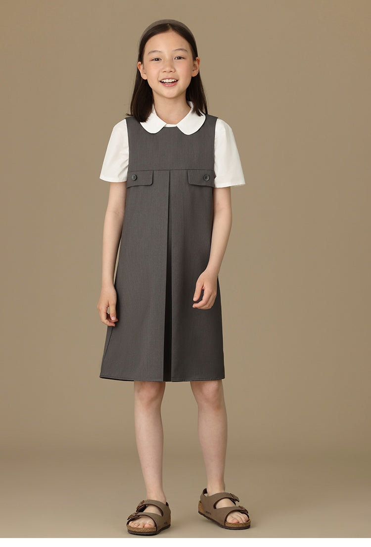 K5071 - Sleeveless dress with crinkle free buttons