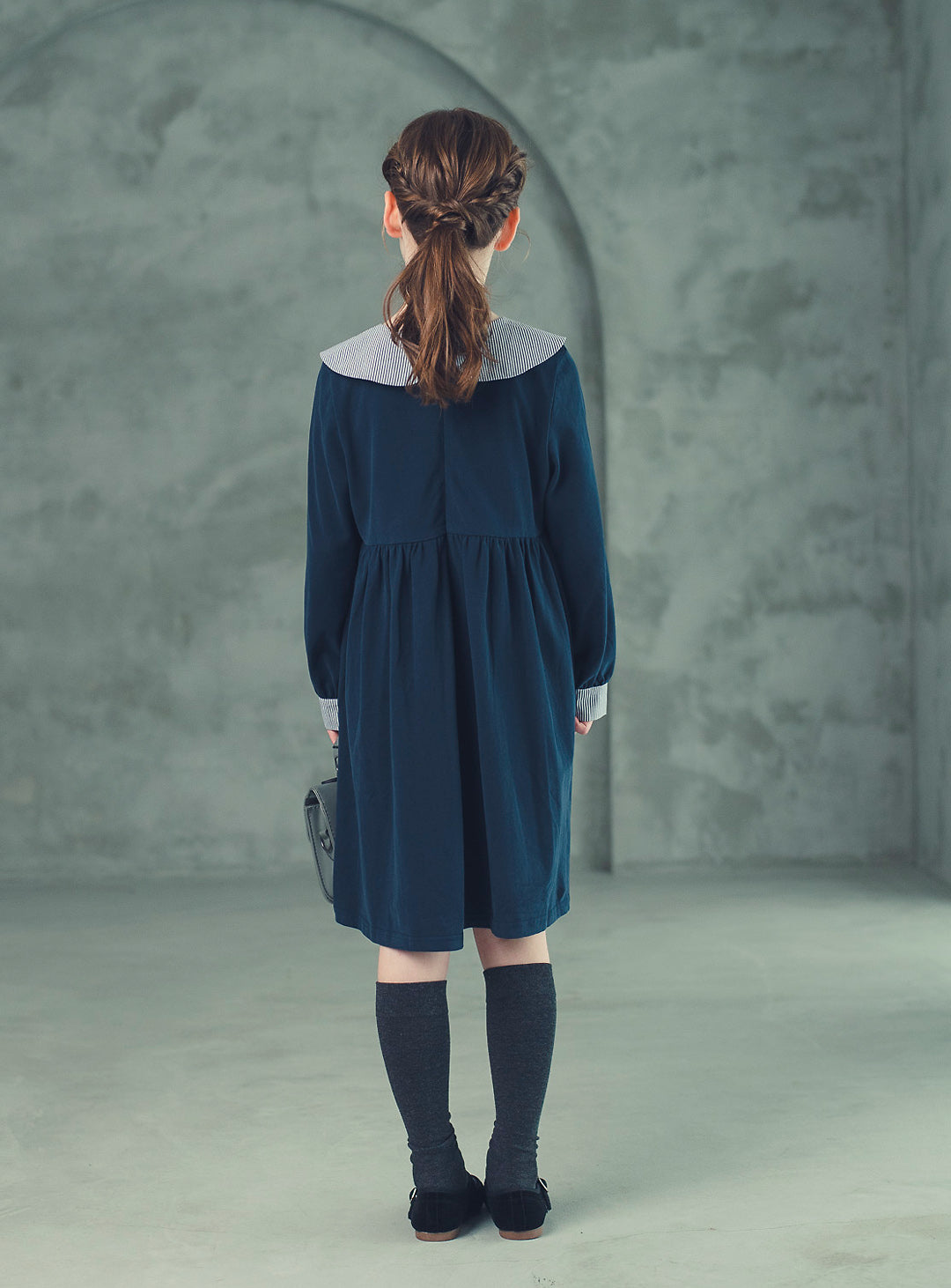 K240820001 - Navy cotton dress with striped collar