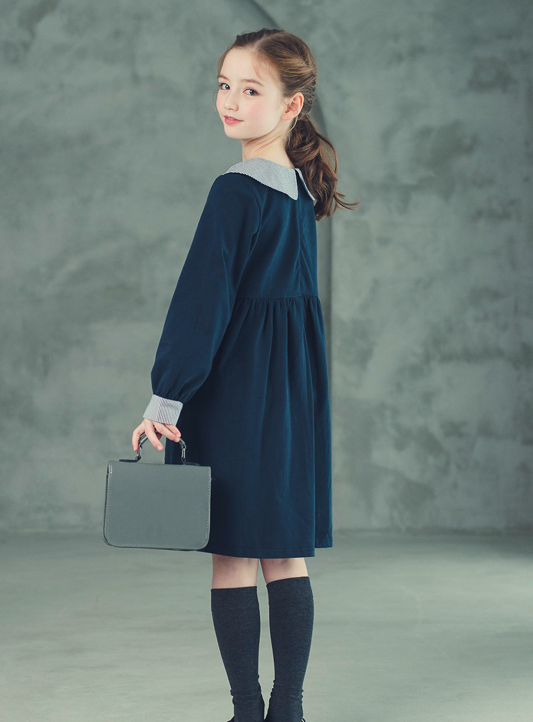 K240820001 - Navy cotton dress with striped collar