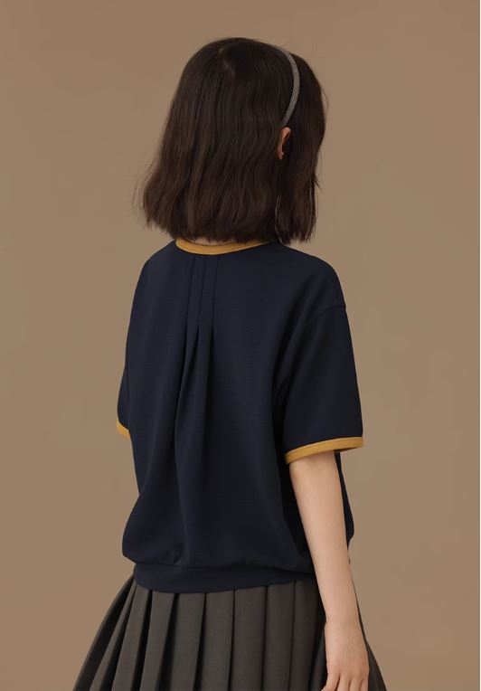 K240515001 - Crop top with buttons