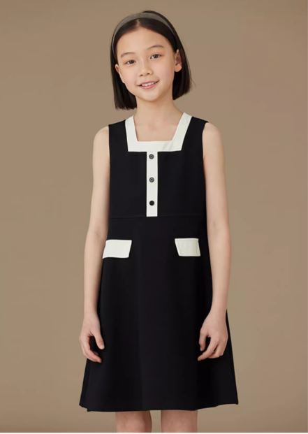 K31803 - Monochrome modern style dress