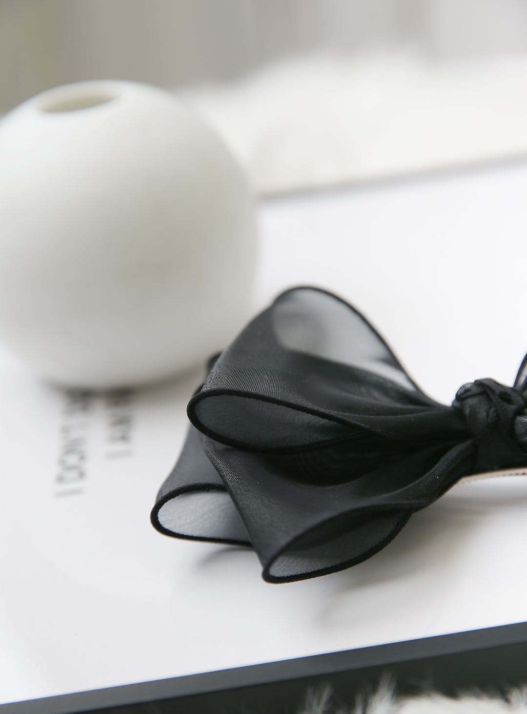 Volume chiffon triple bow hairpin (black)