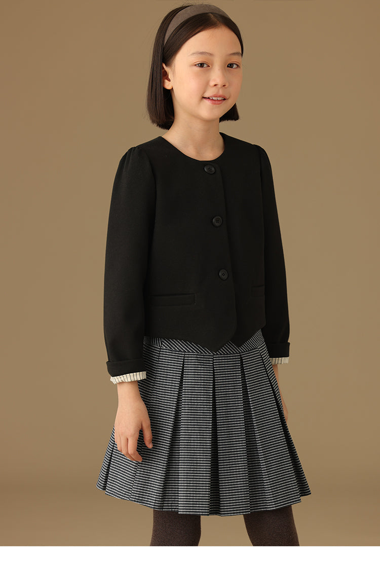 K9011 - Navy and gray plaid pleated skirt