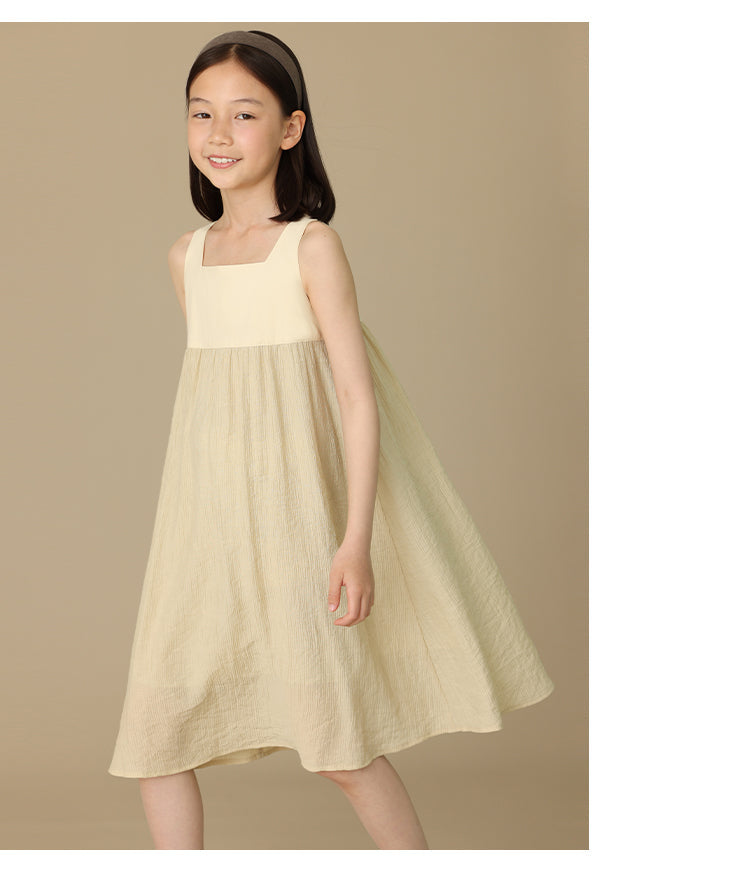 K6028 - Square neck simple wrinkled dress