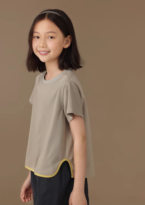 K240515004 - Asymmetrical edge T-shirt