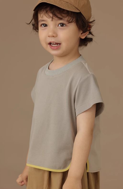 K240515004 - Asymmetrical edge T-shirt