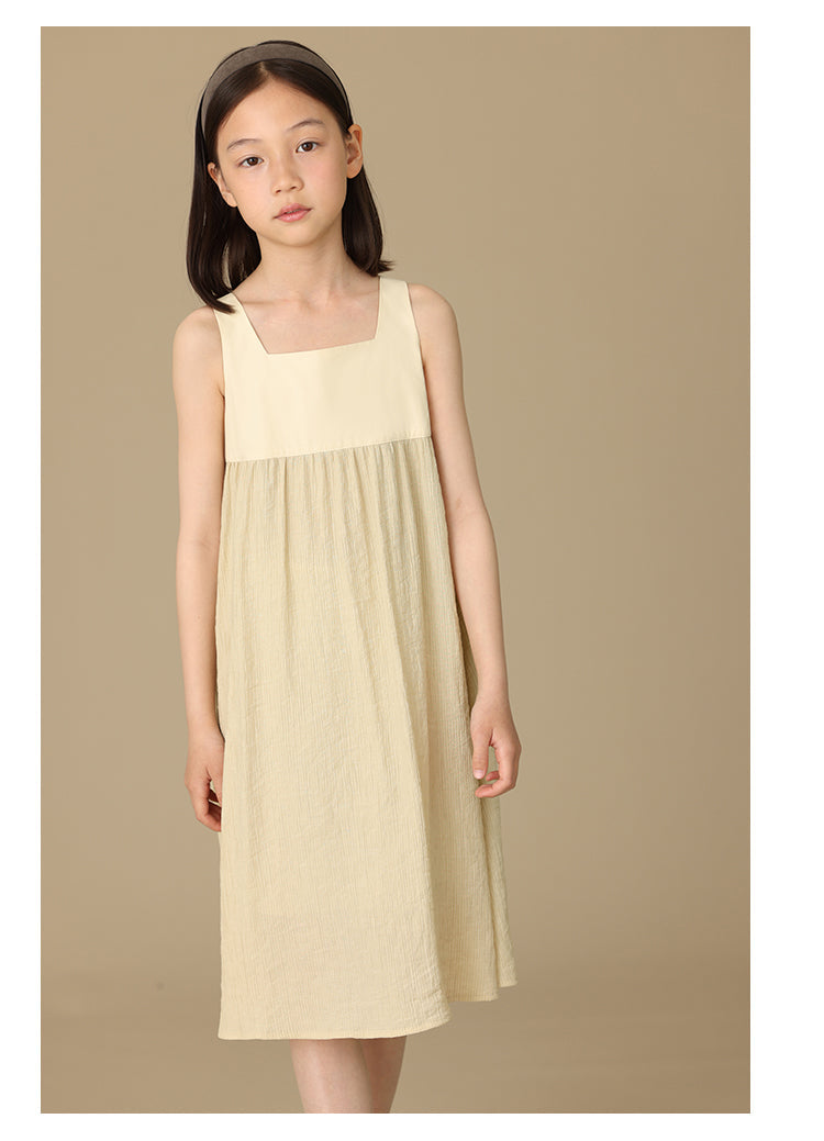 K6028 - Square neck simple wrinkled dress