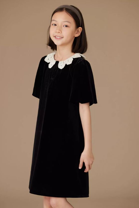 K21701 - Petal collar velvet dress