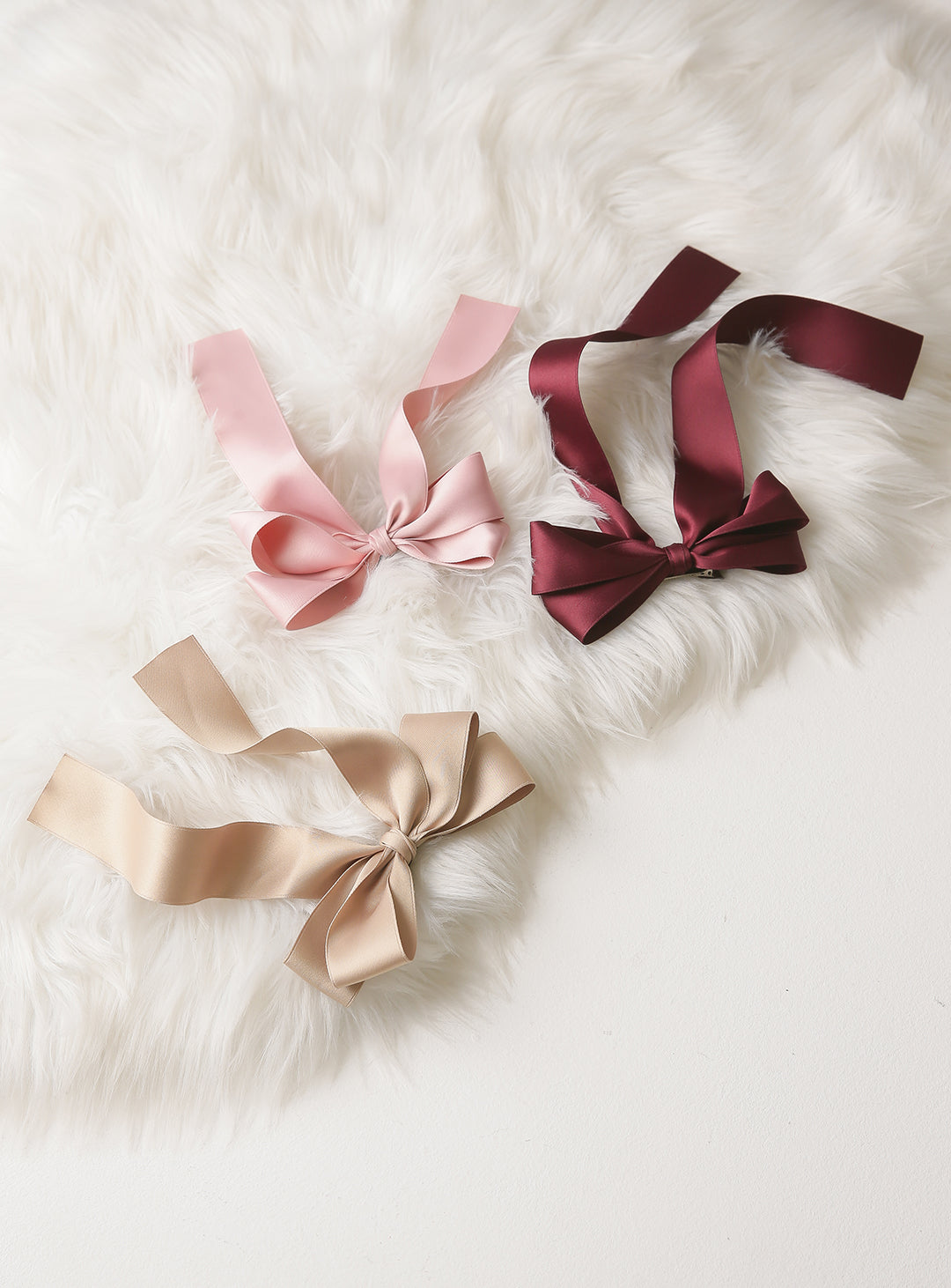 Mayen satin ribbon pin