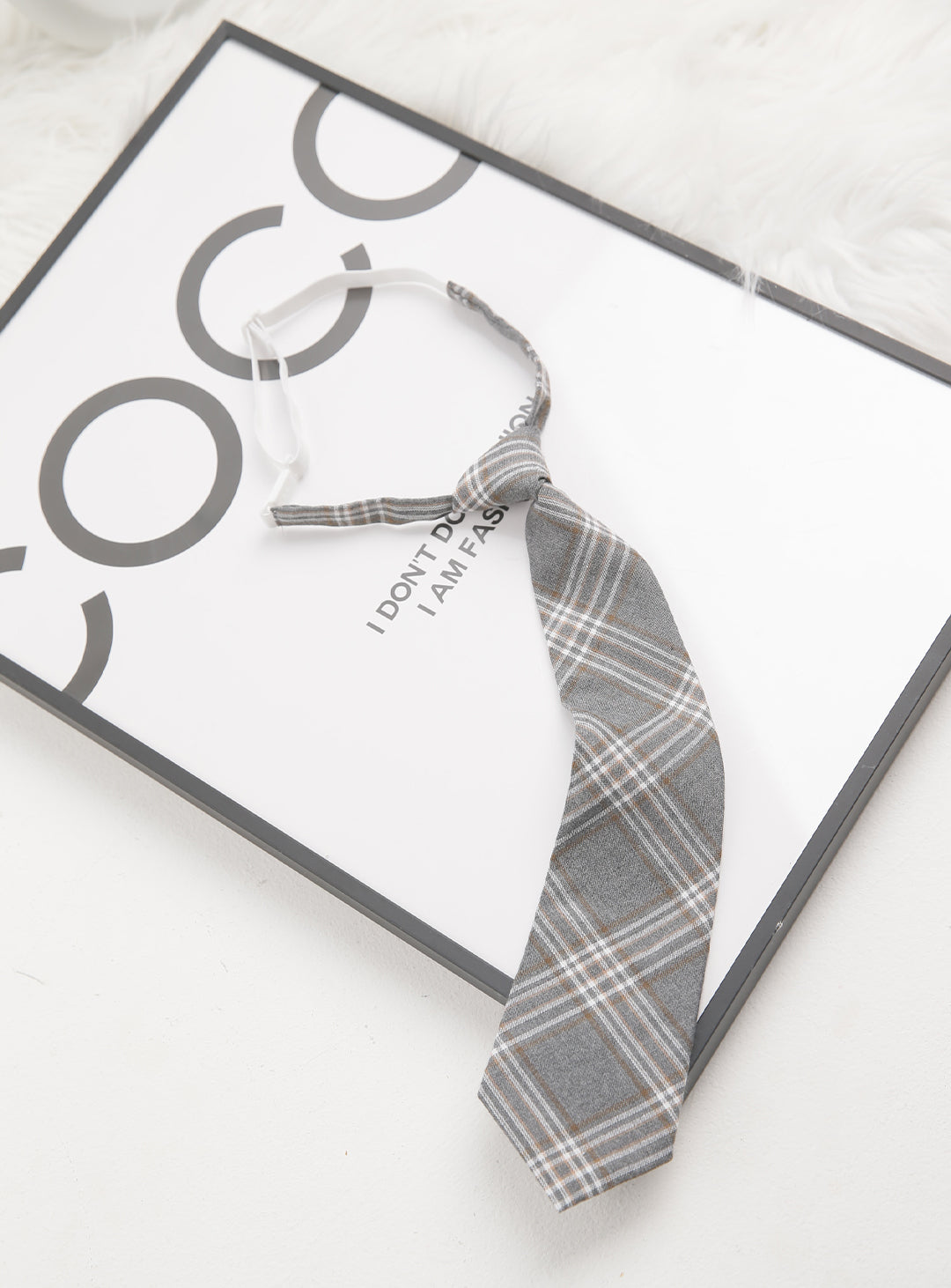 メローグレーチェック柄ネクタイ