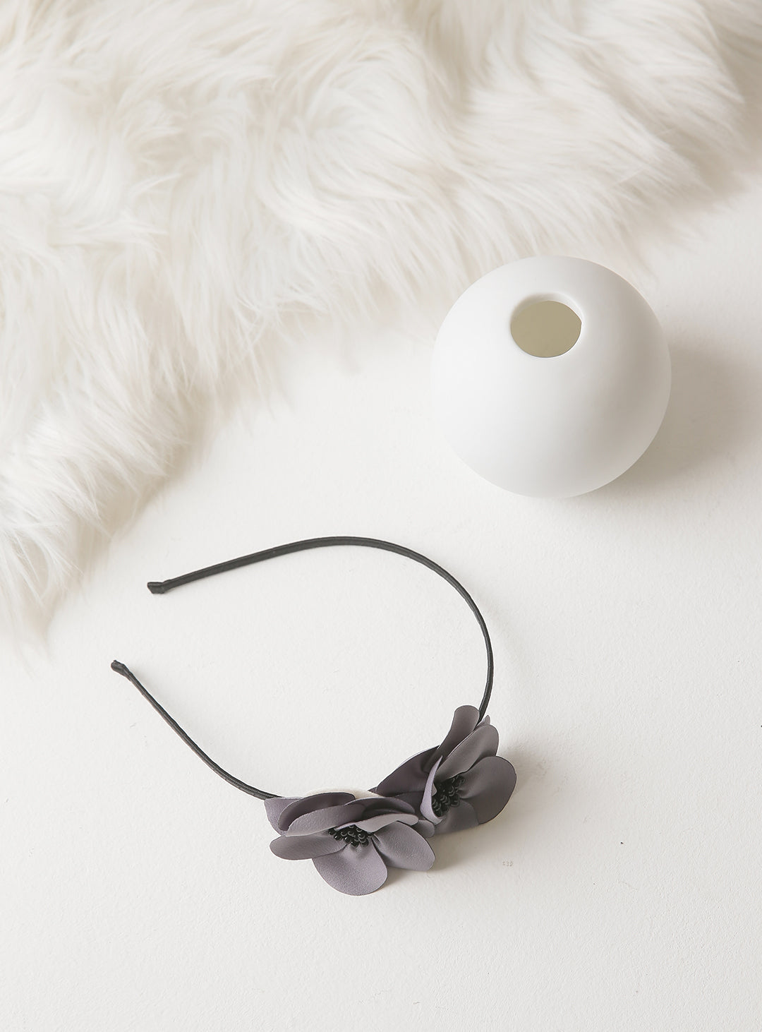 Gray and black flower hair band