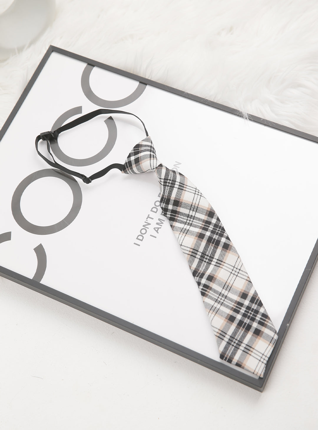 ブラック×イエローチェック柄ネクタイ