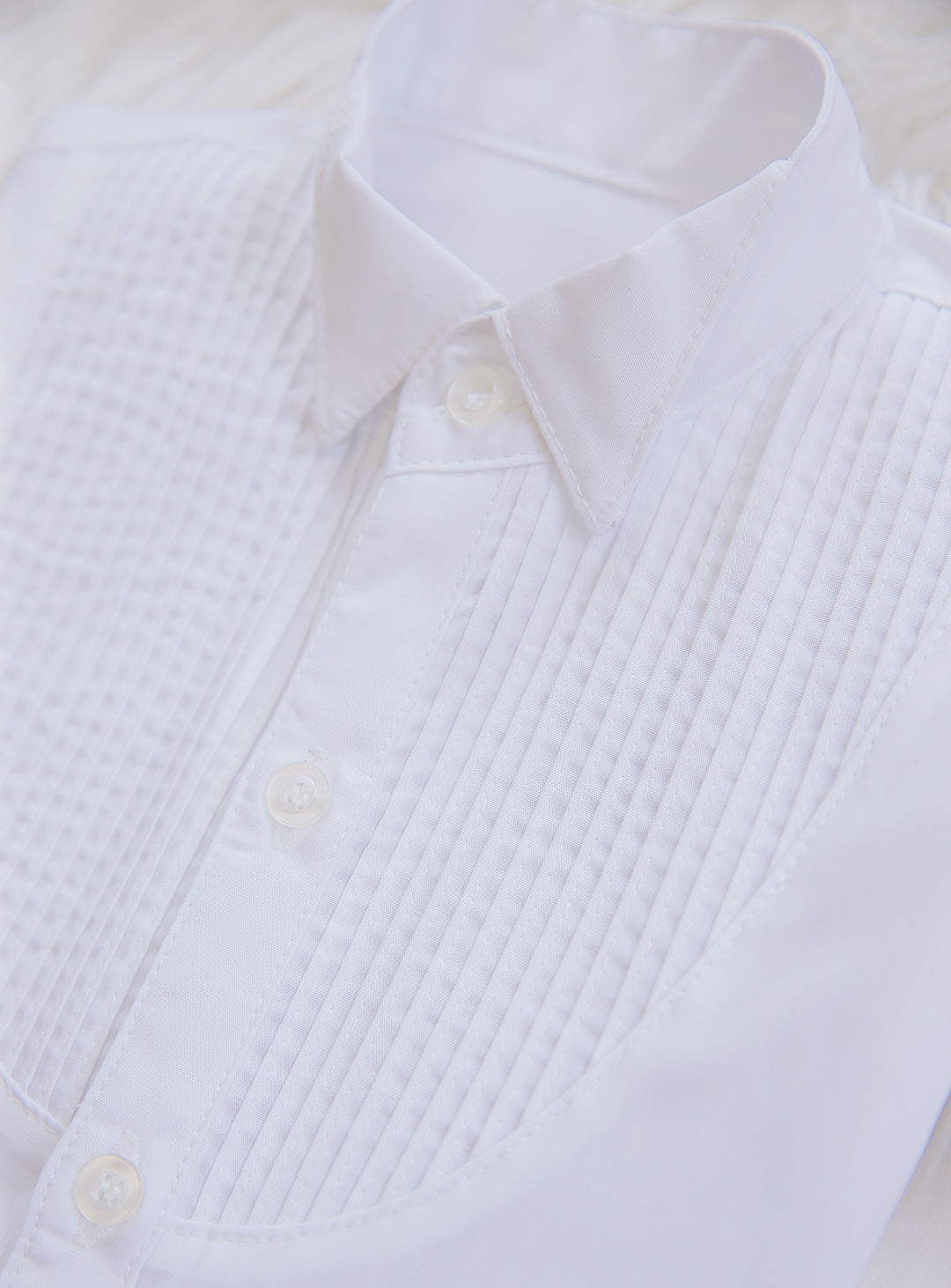 Pintuck Short-Sleeved Shirt White