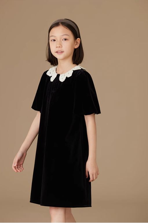 K21701 - Petal collar velvet dress