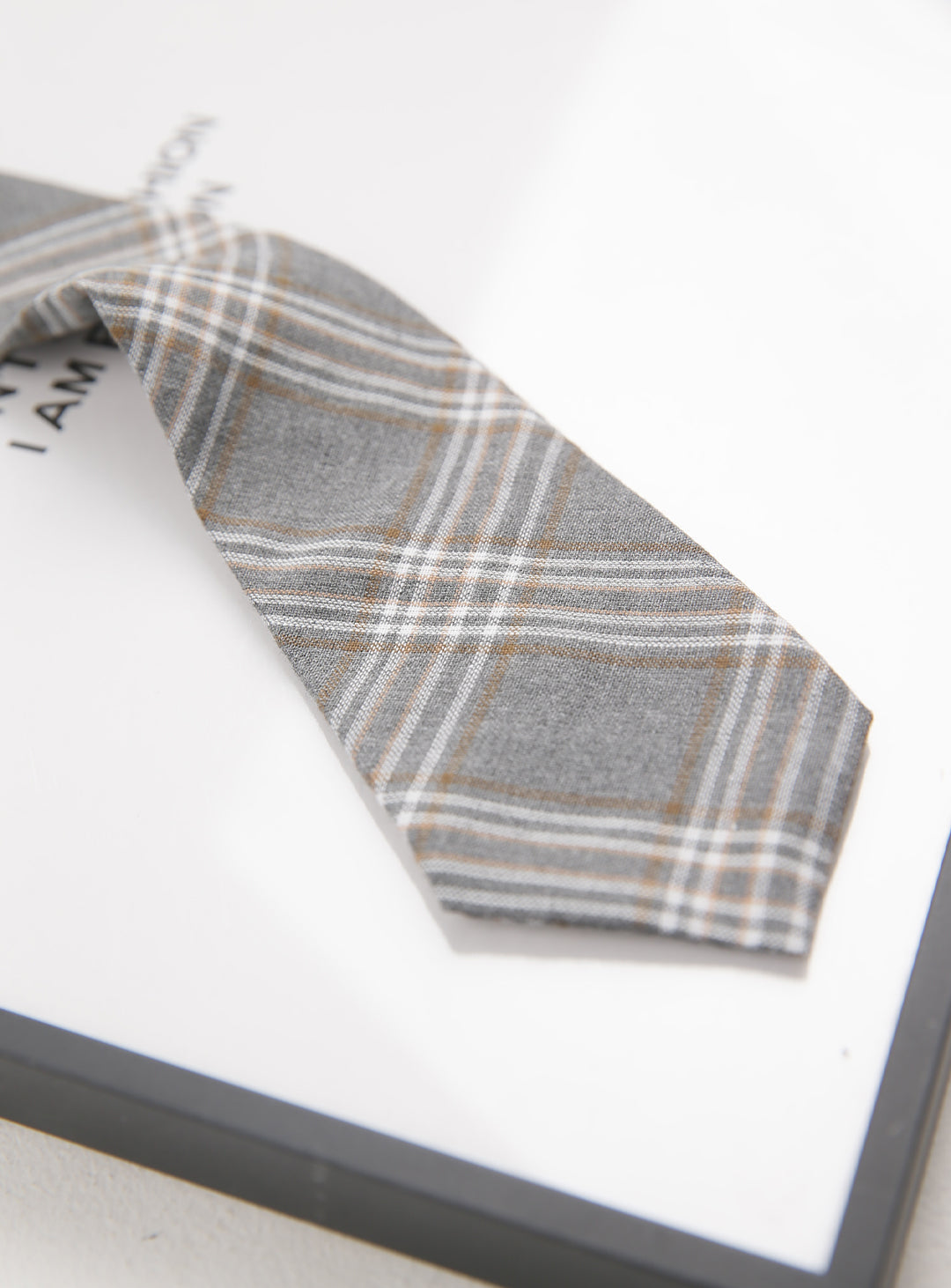 メローグレーチェック柄ネクタイ