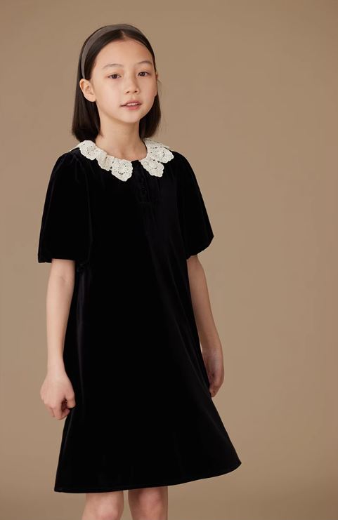 K21701 - Petal collar velvet dress