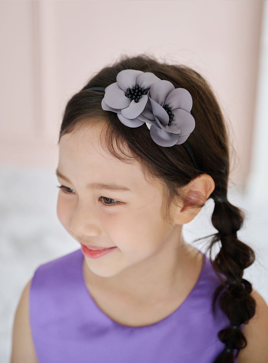 Gray and black flower hair band