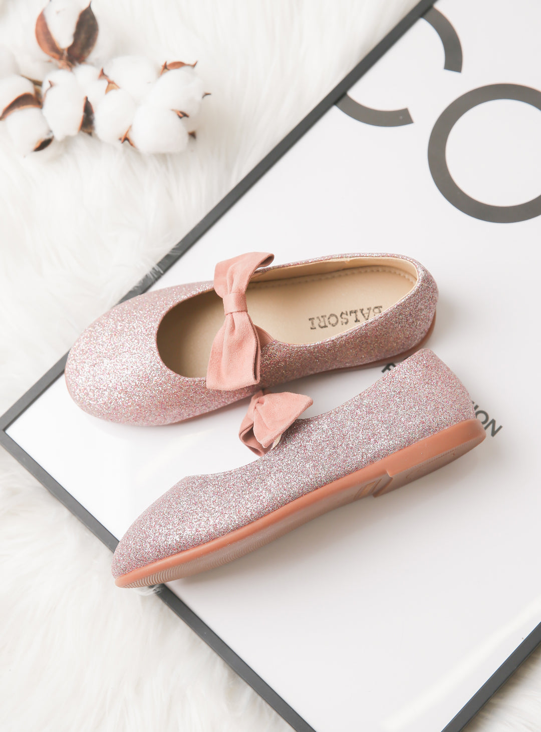 Toe shoes with ribbon elastic (13cm-20cm)